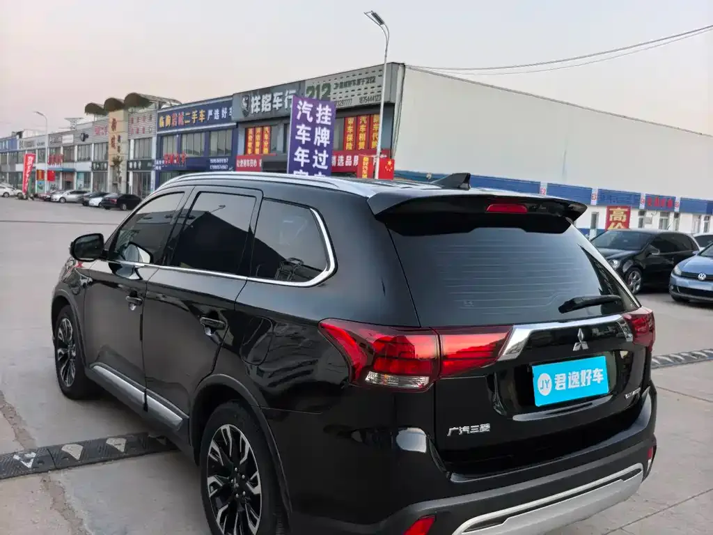 Mitsubishi Outlander 2021 из CN, фото 6