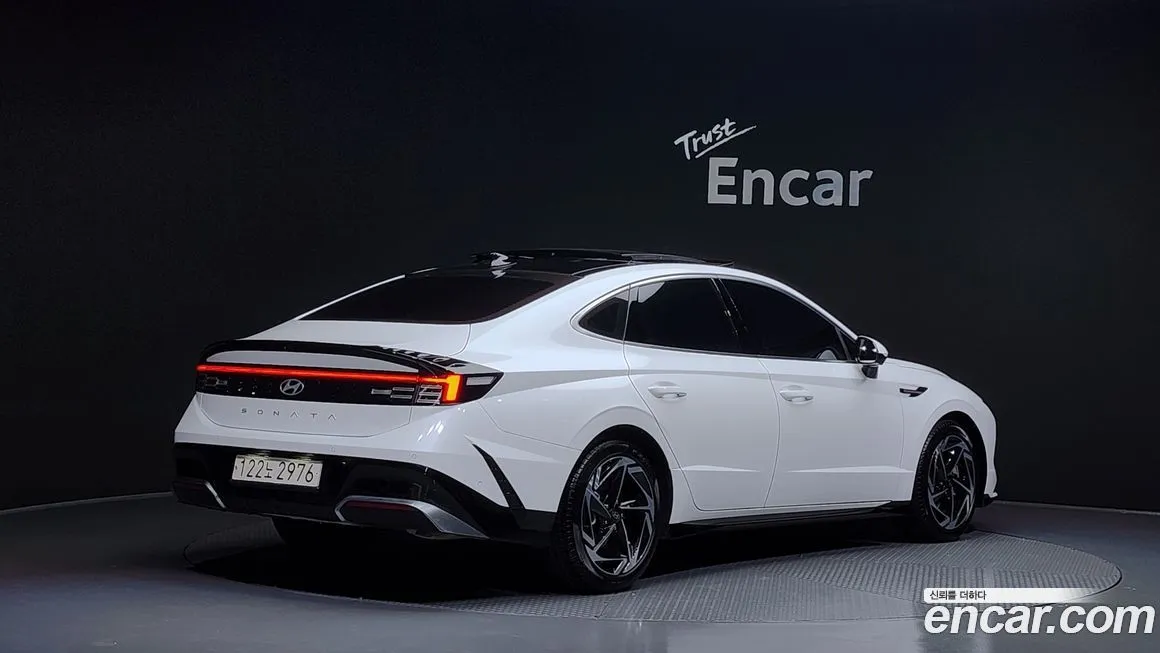 Hyundai Sonata 2024 из KR, фото 2
