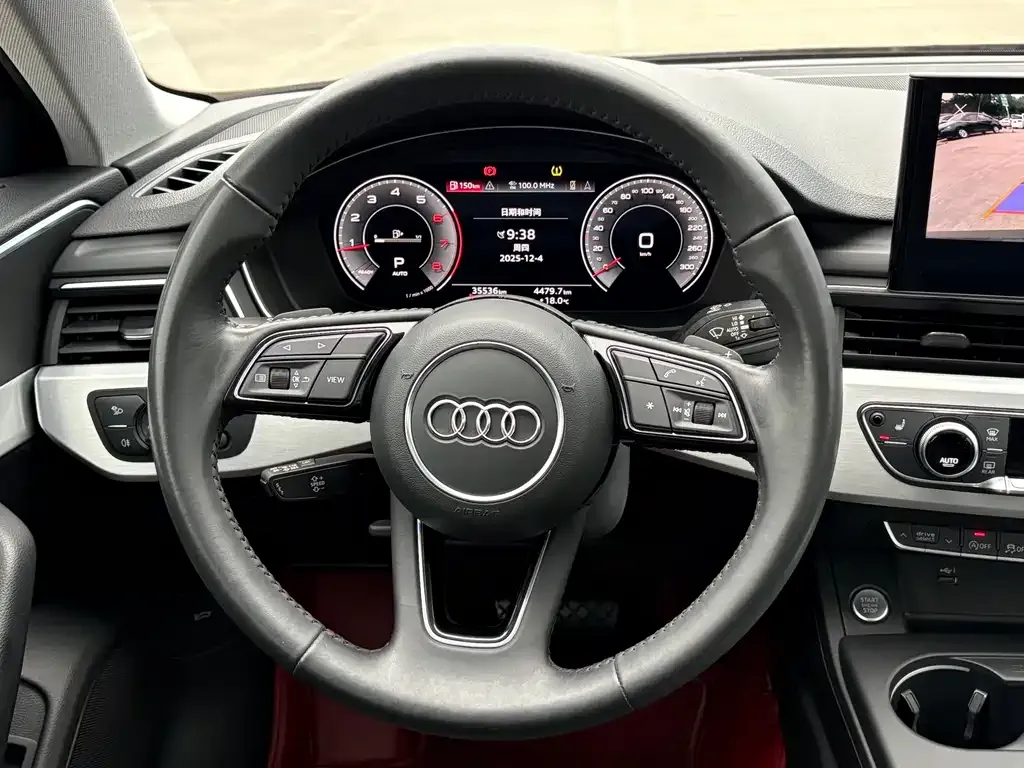 Audi A4L 2021 из CN, фото 4
