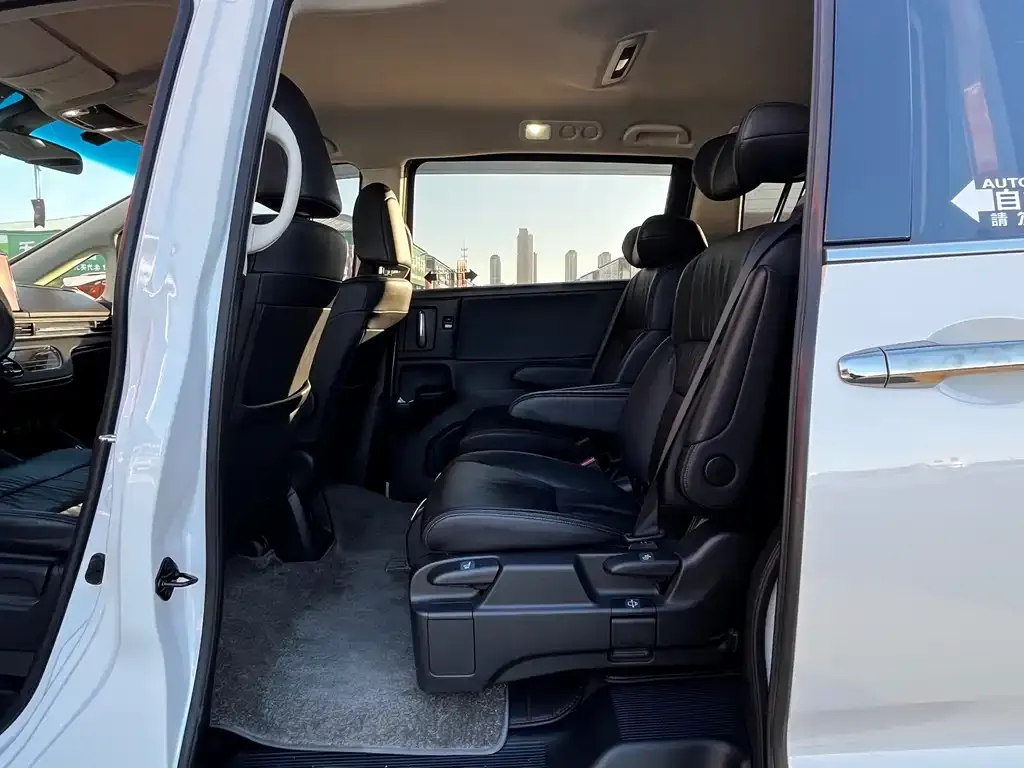 Honda Odyssey 2023 из CN, фото 6