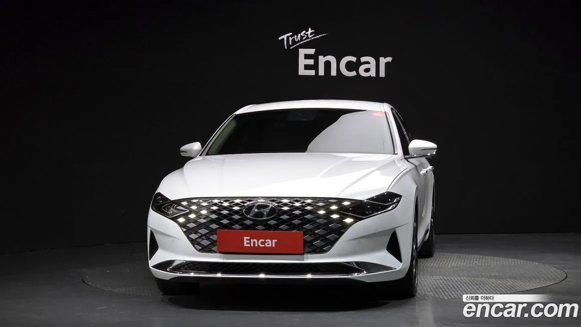 Hyundai Grandeur 2022 из KR, фото 3