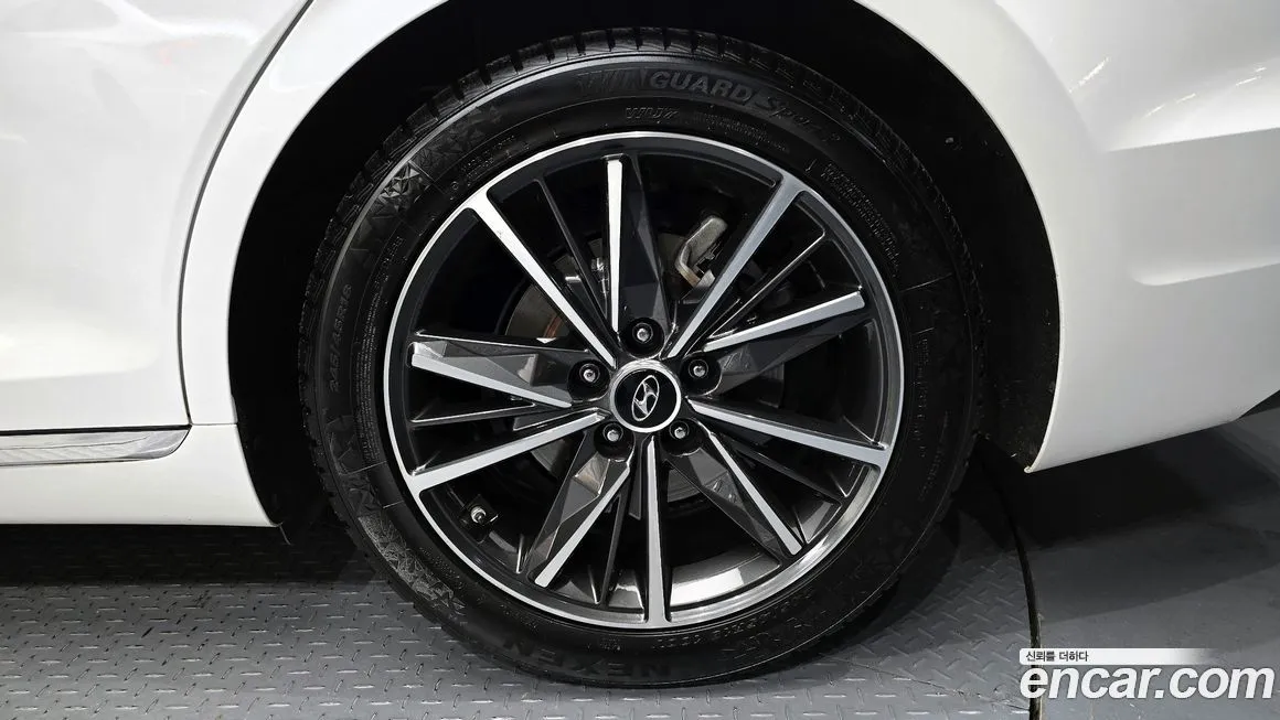 Hyundai Grandeur 2022 из KR, фото 5
