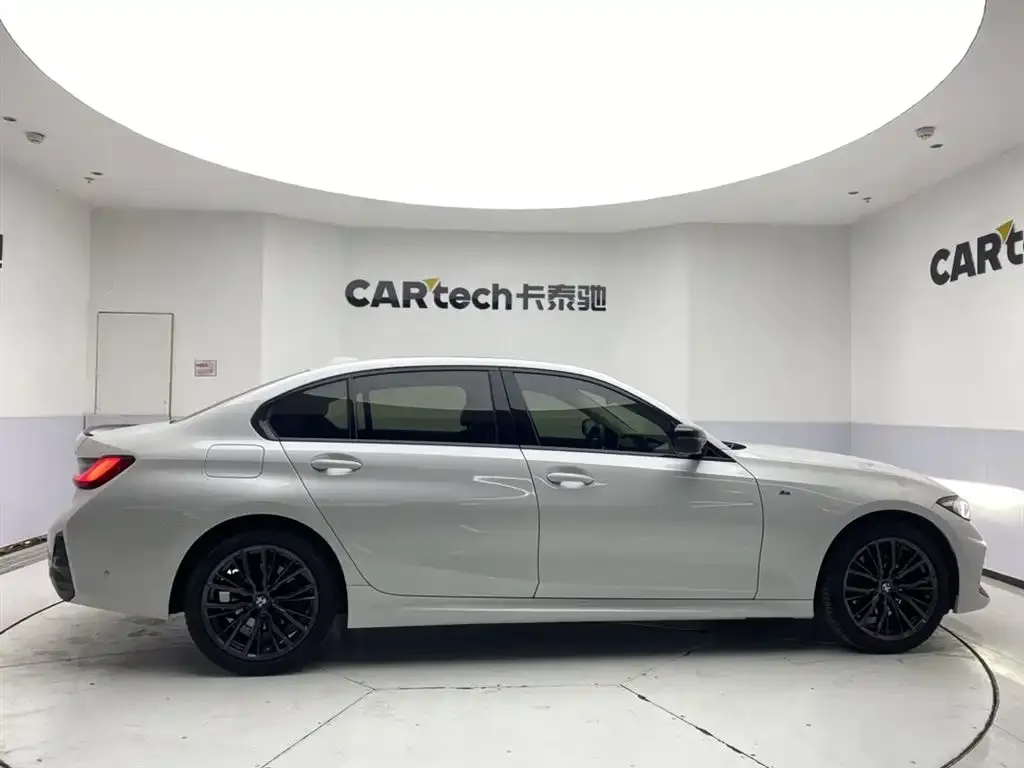BMW 3 Series 2023 из CN, фото 4
