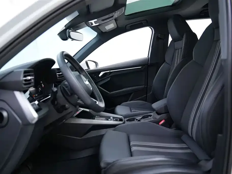 Audi A3 2023 из CN, фото 5