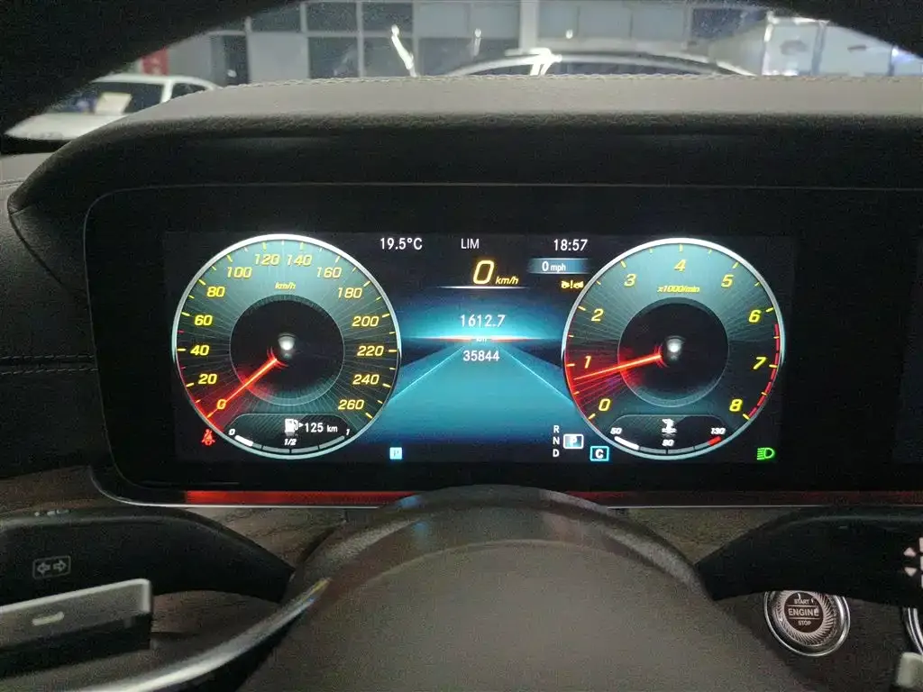 Mercedes-Benz E-Class 2023 из CN, фото 4