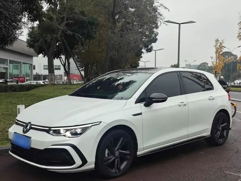 Volkswagen Golf 2021 из CN, фото 1