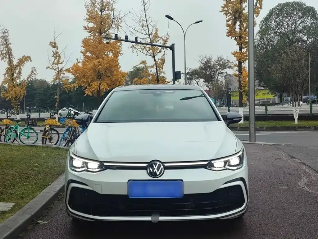 Volkswagen Golf 2021 из CN, фото 3