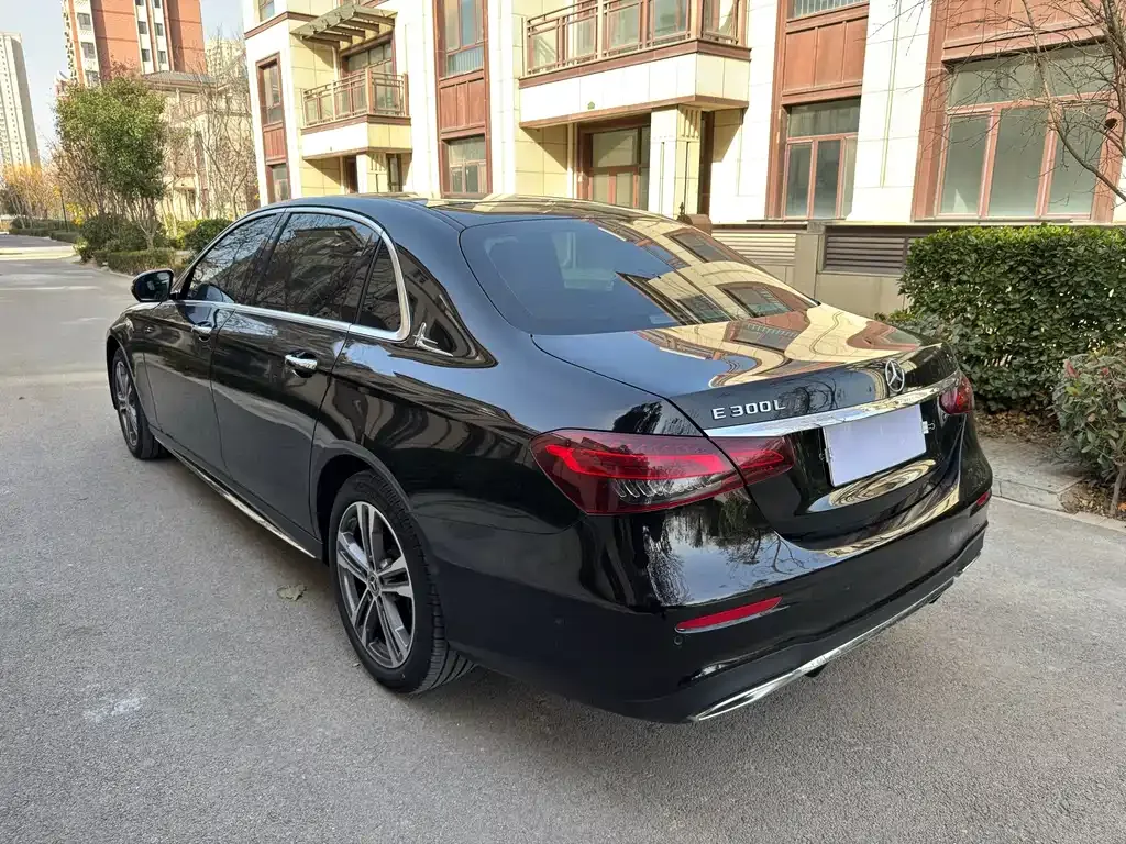 Mercedes-Benz E-Class 2022 из CN, фото 4