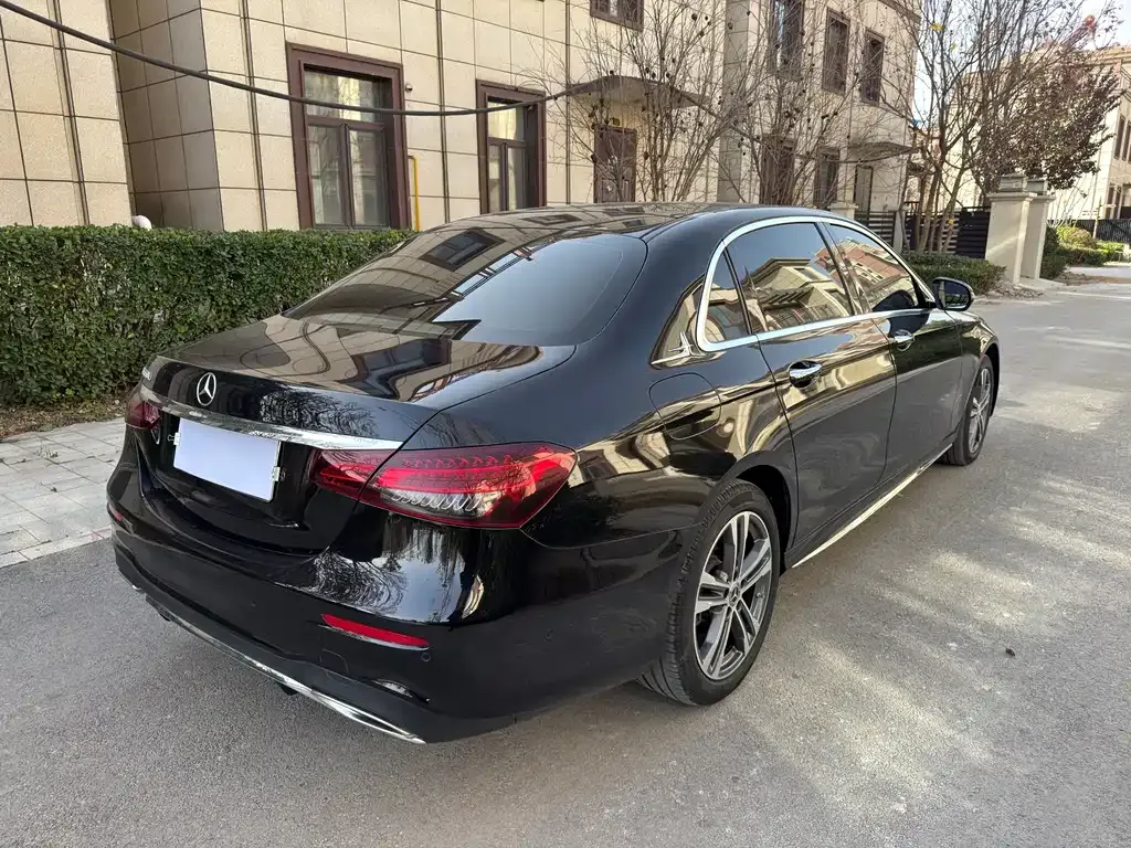 Mercedes-Benz E-Class 2022 из CN, фото 6