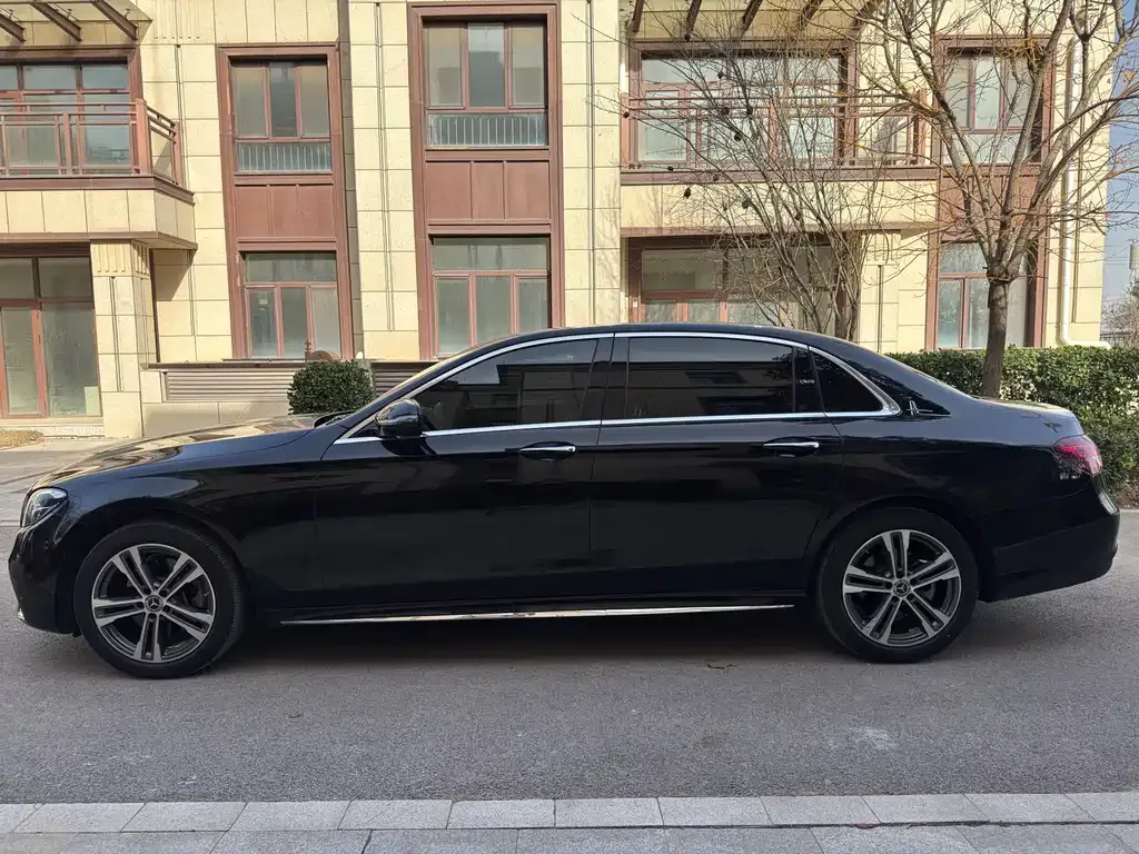 Mercedes-Benz E-Class 2022 из CN, фото 7