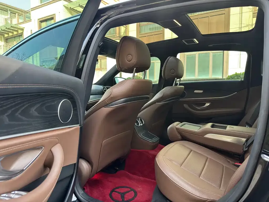 Mercedes-Benz E-Class 2022 из CN, фото 9