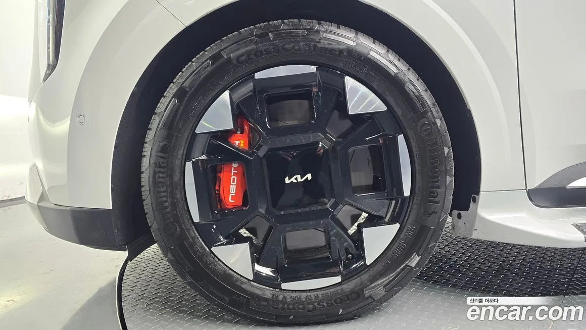 Kia Carnival — фото 5