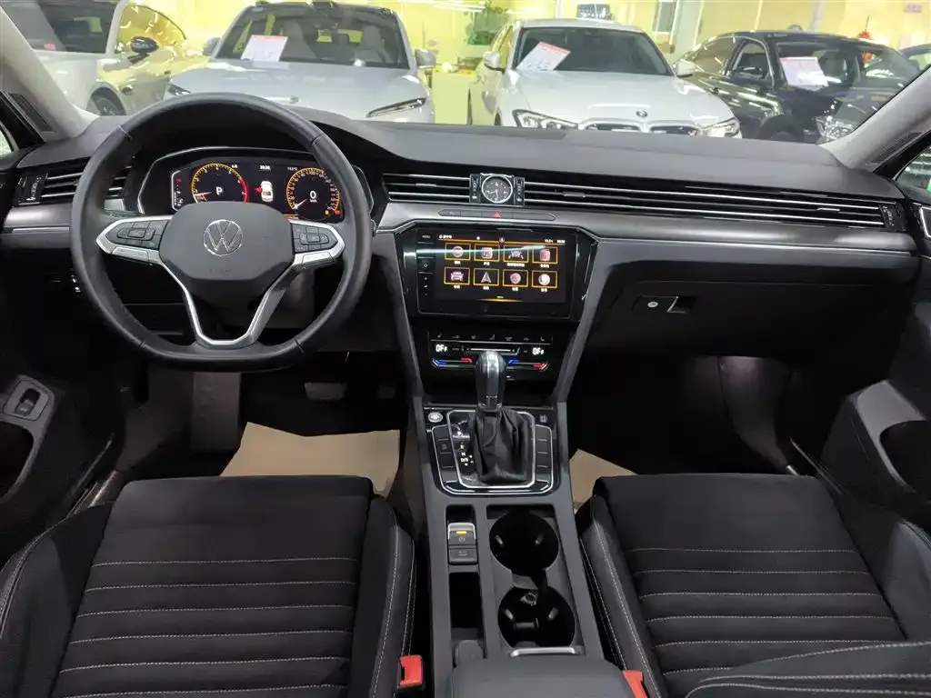 Volkswagen Magotan 2022 из CN, фото 10