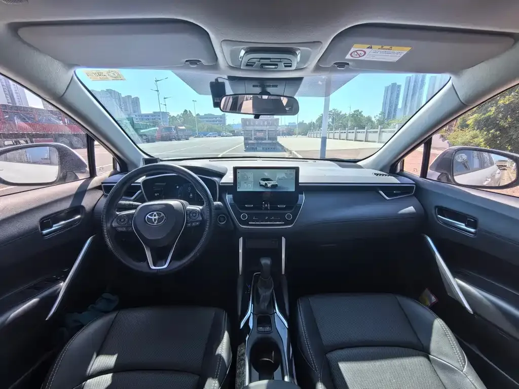 Toyota Frontlander 2023 из CN, фото 4