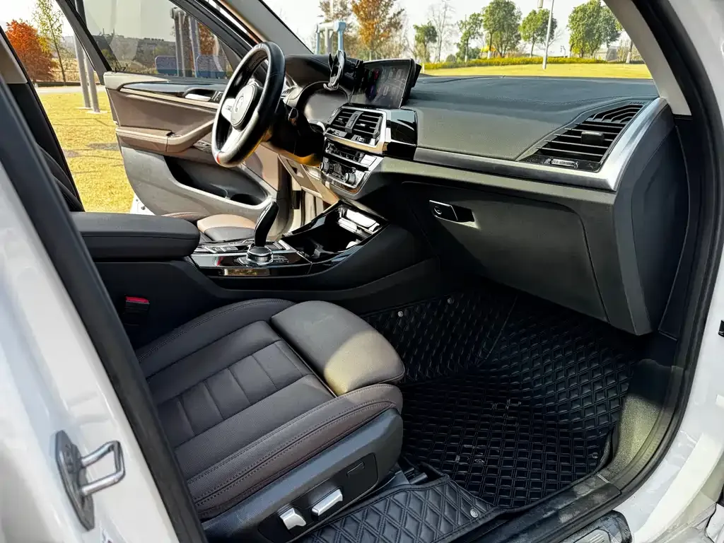 BMW X3 2021 из CN, фото 8