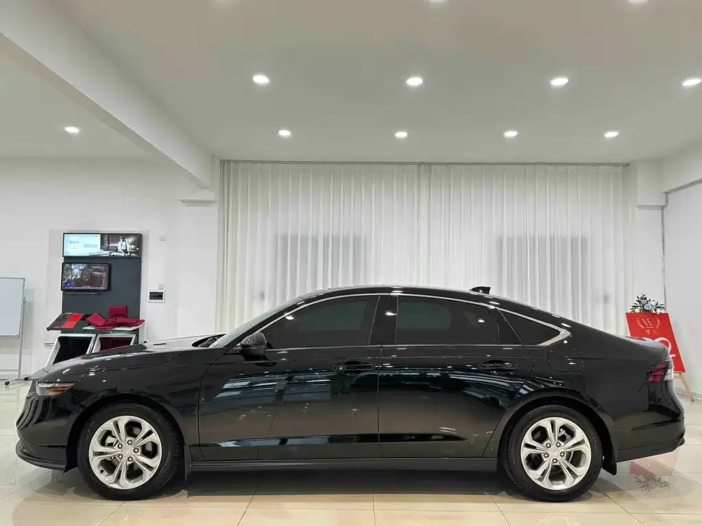 Honda Accord 2024 из CN, фото 4