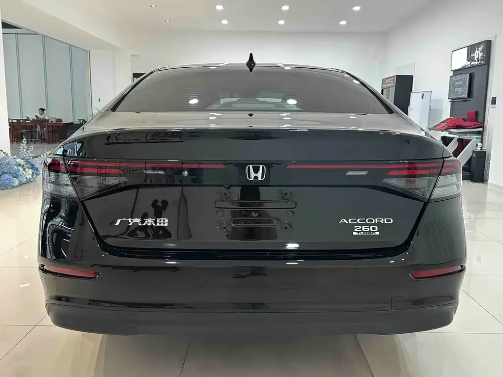 Honda Accord 2024 из CN, фото 5
