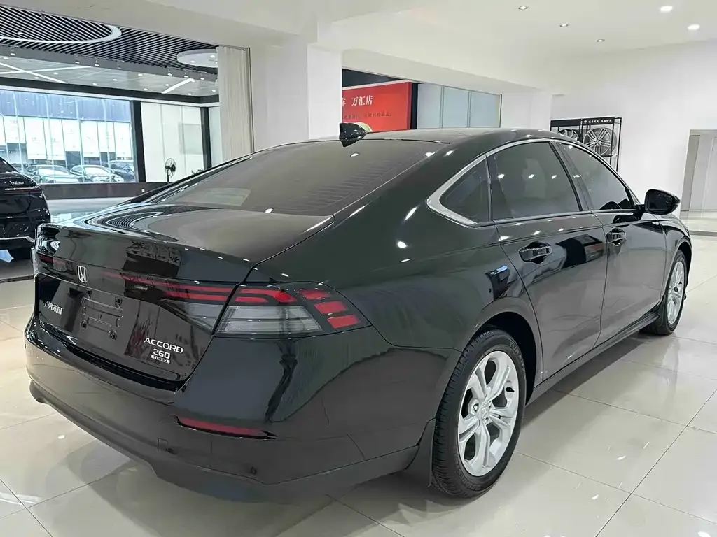 Honda Accord 2024 из CN, фото 6