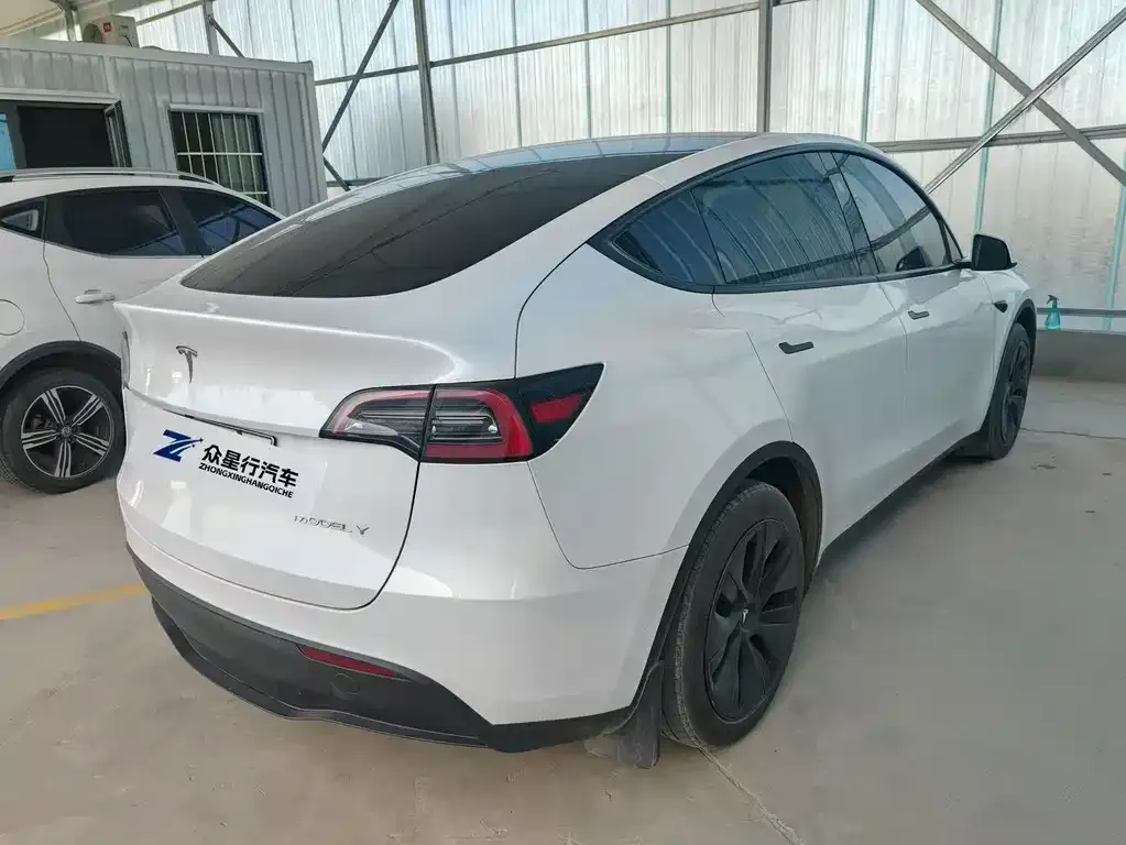 Tesla Model Y 2024 из CN, фото 7