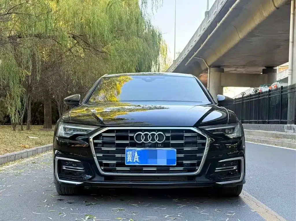 Audi A6L 2023 из CN, фото 2
