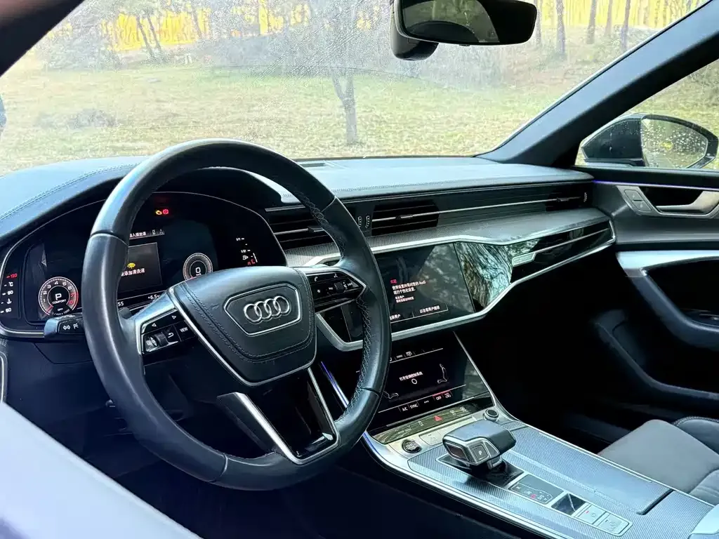Audi A6L 2023 из CN, фото 4