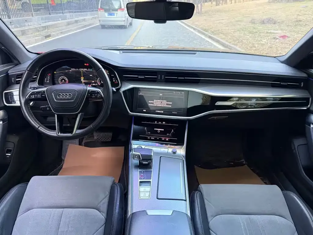 Audi A6L 2023 из CN, фото 5