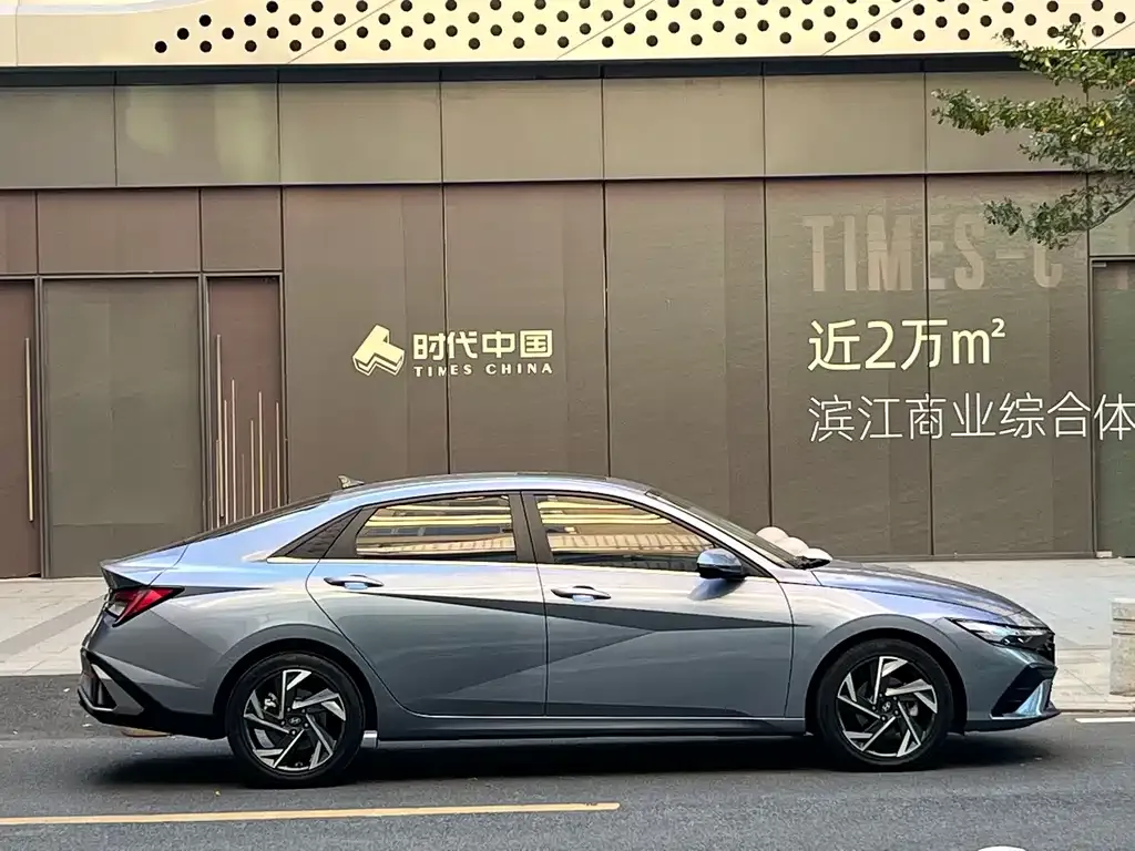 Hyundai Elantra 2024 из CN, фото 10