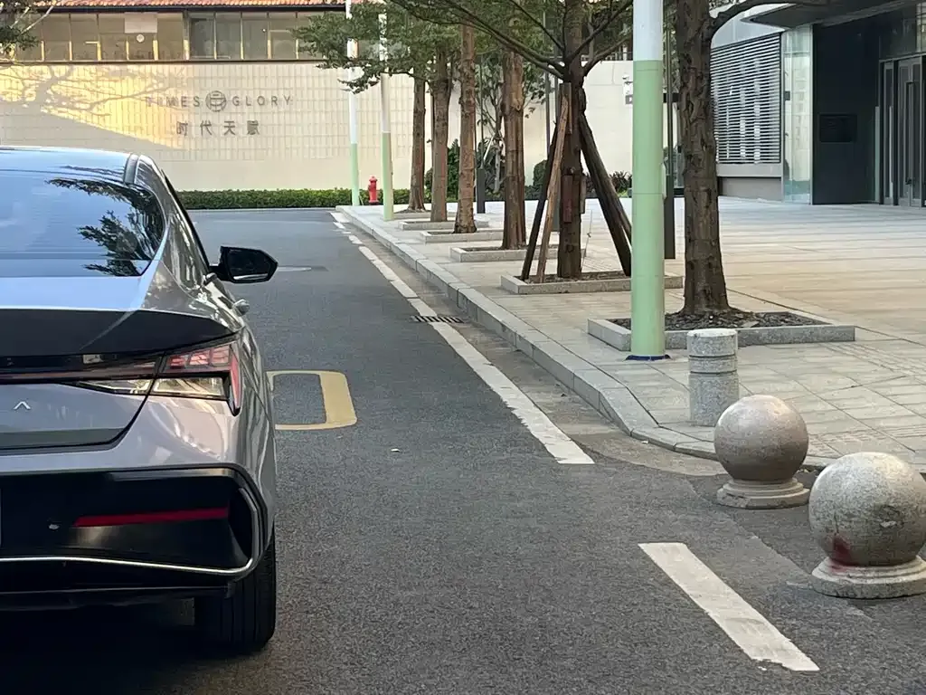Hyundai Elantra 2024 из CN, фото 8