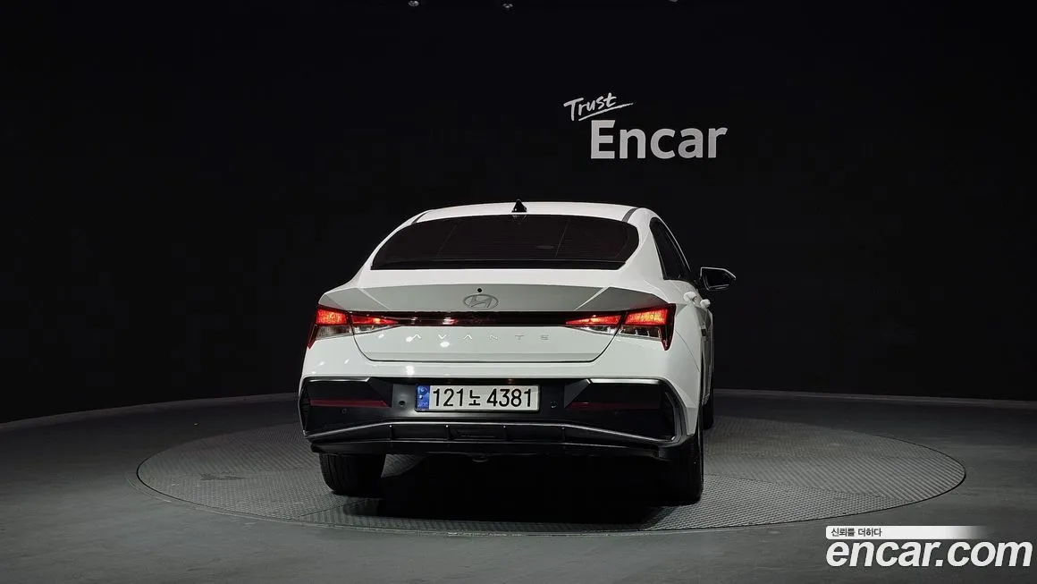 Hyundai AVANTE — фото 4