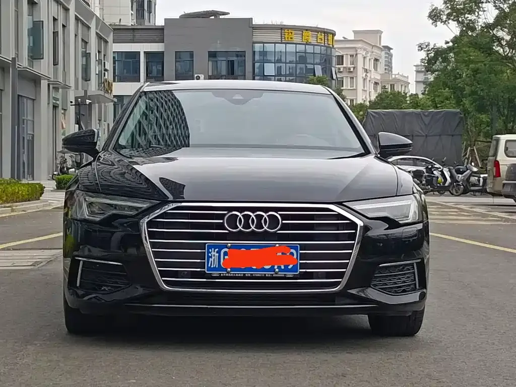 Audi A6L 2021 из CN, фото 2