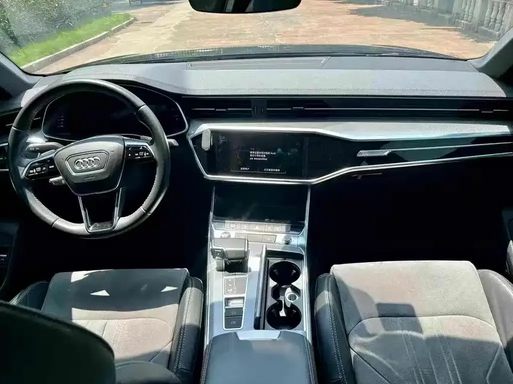 Audi A6L 2021 из CN, фото 5