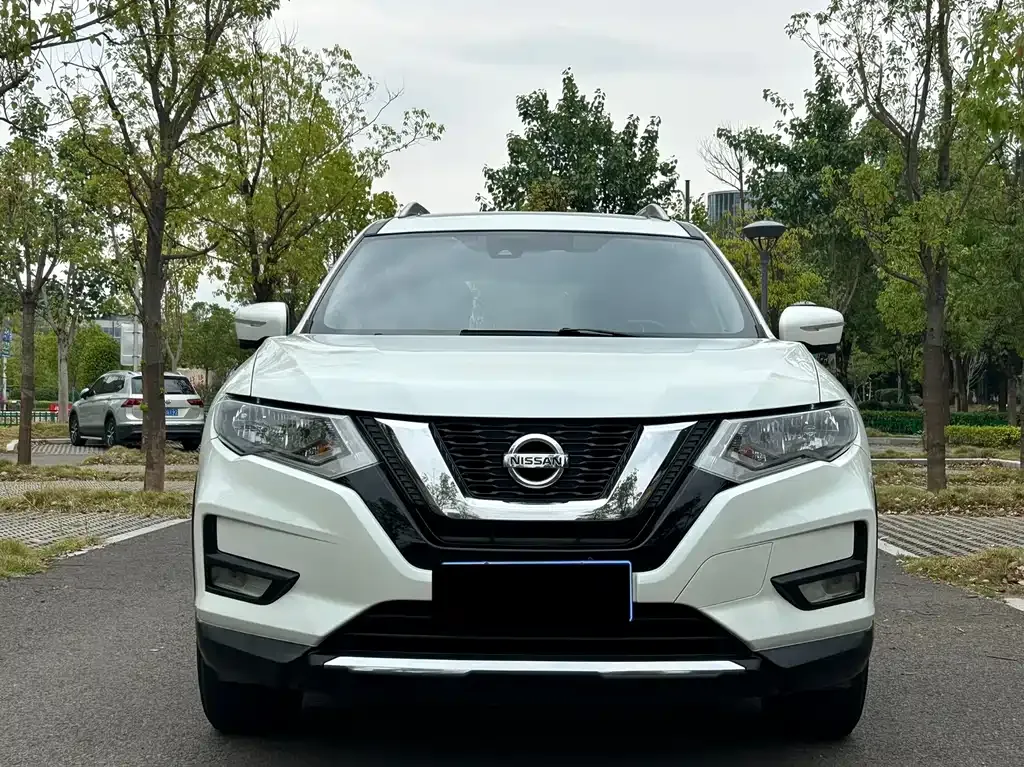 Nissan X-Trail 2021 из CN, фото 2