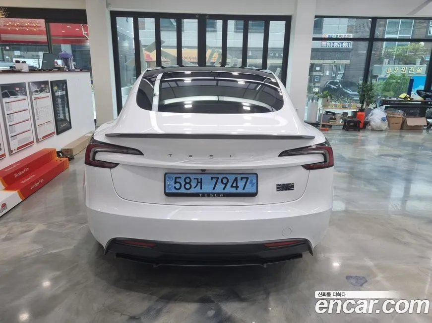 Tesla Model 3 2024 из KR, фото 4