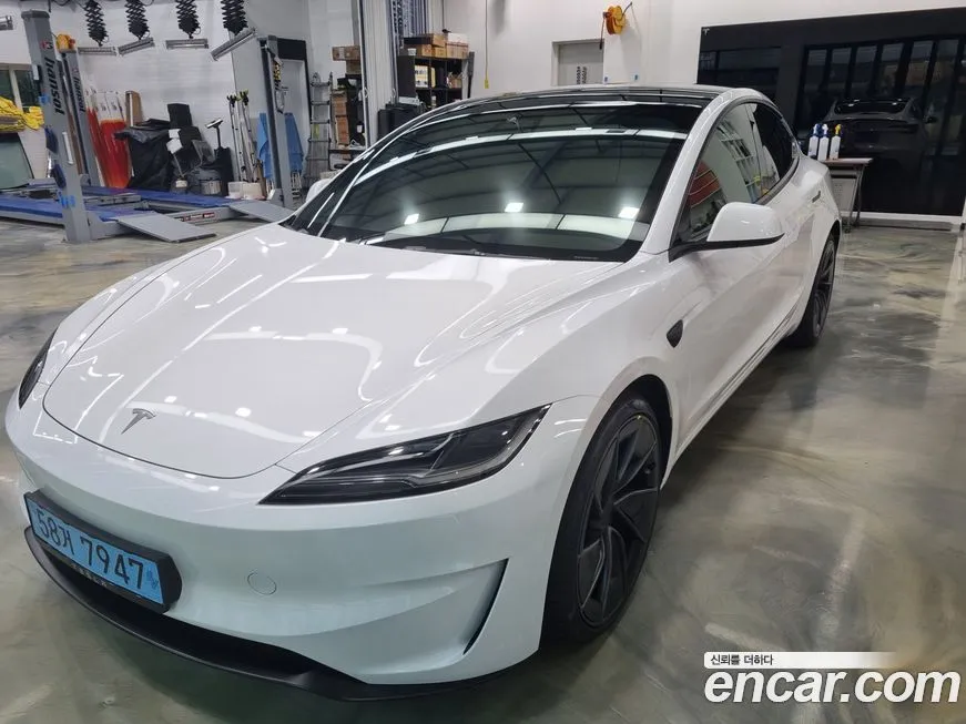 Tesla Model 3 2024 из KR, фото 5