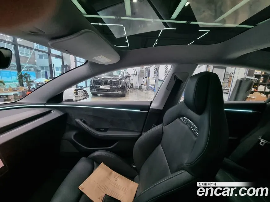Tesla Model 3 2024 из KR, фото 8