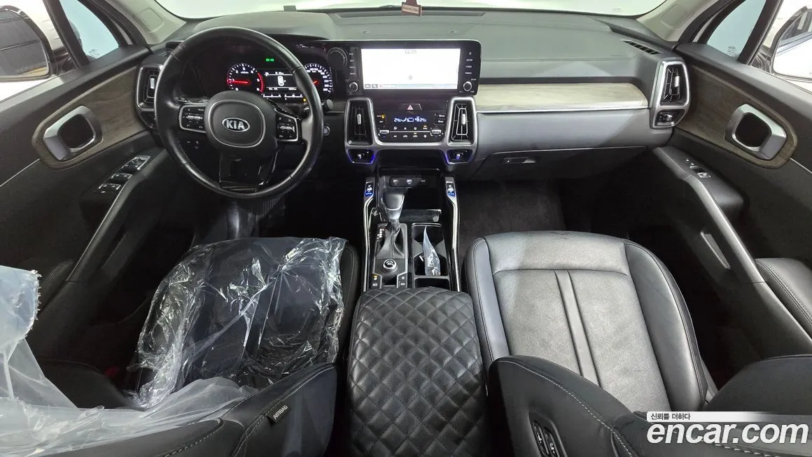 Kia Sorento — фото 6