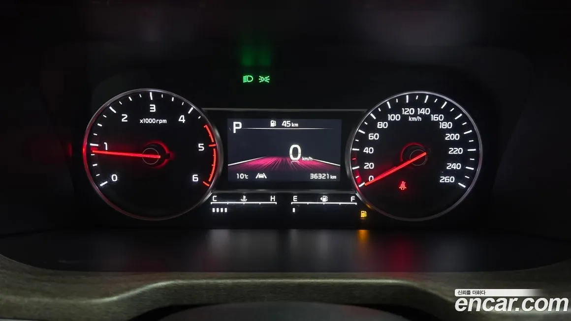 Kia Sorento — фото 7