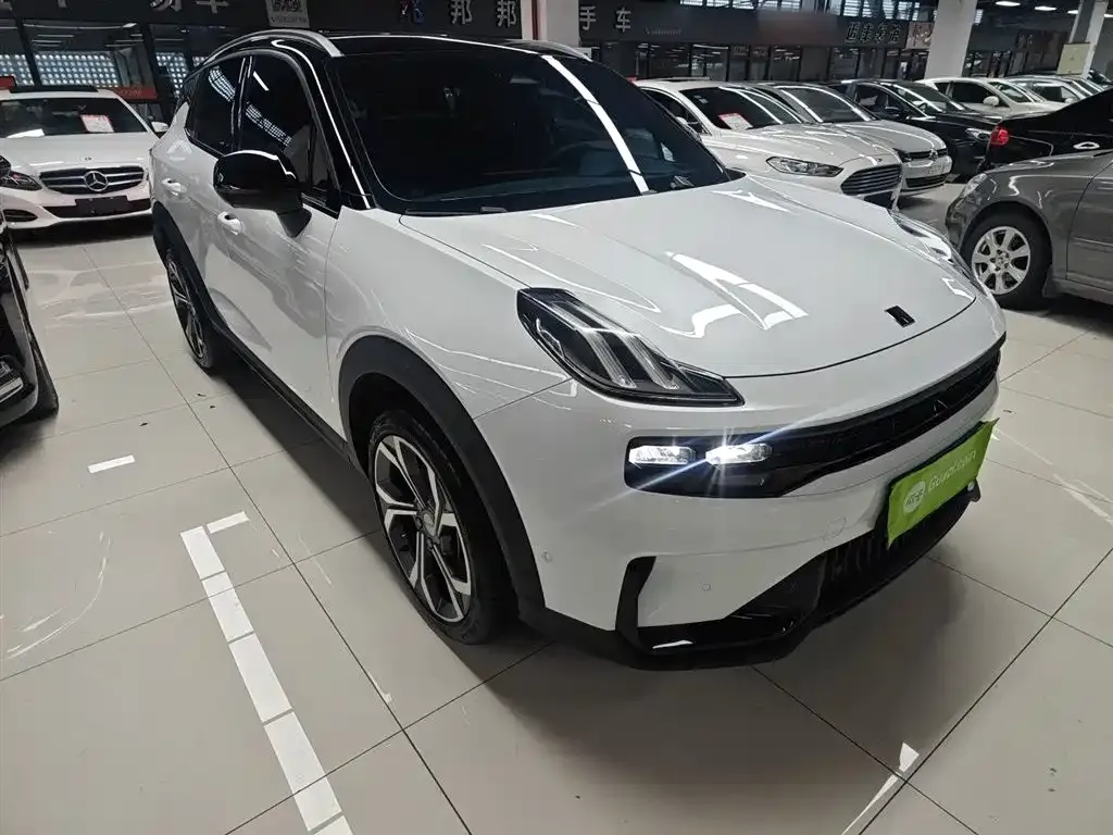 Lynk & Co 06 2023 из CN, фото 4