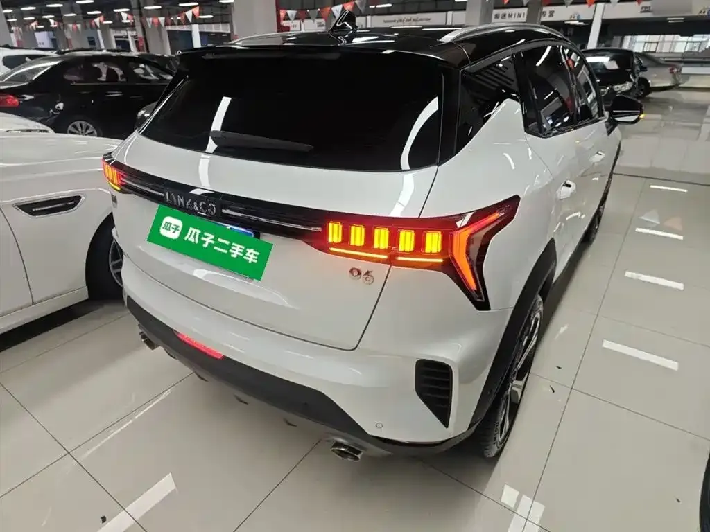 Lynk & Co 06 2023 из CN, фото 7