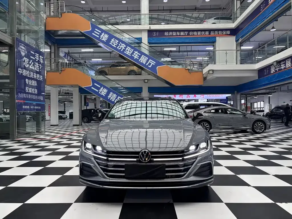 Volkswagen CC 2022 из CN, фото 2