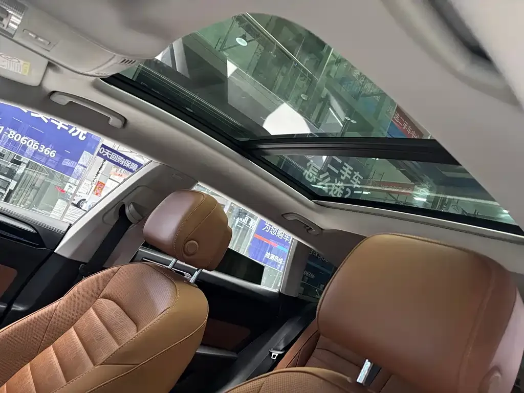 Volkswagen CC 2022 из CN, фото 7