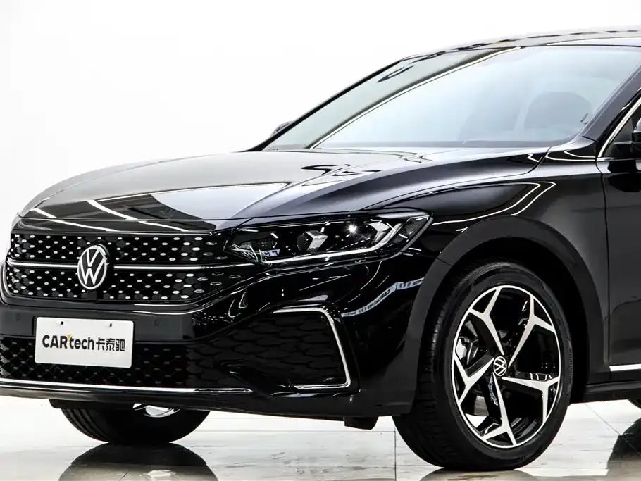 Volkswagen Passat 2025 из CN, фото 7