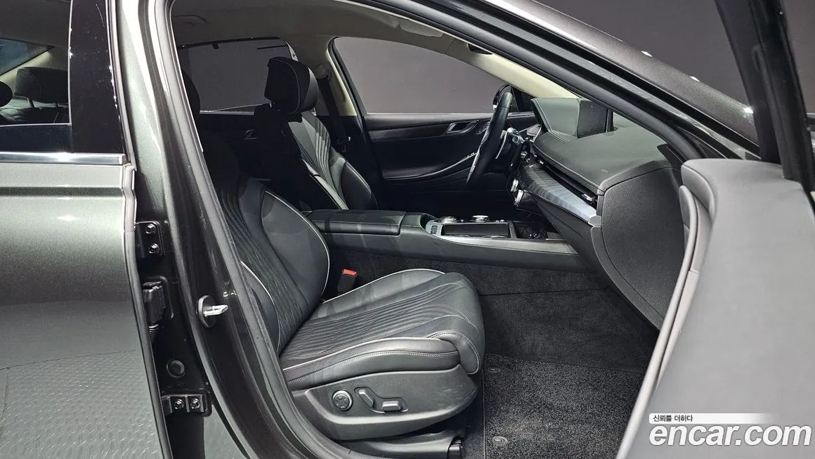 Genesis G80 — фото 10