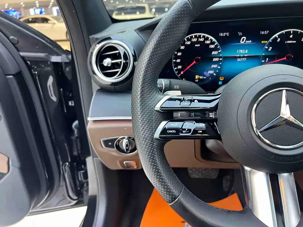Mercedes-Benz E-Class 2023 из CN, фото 7