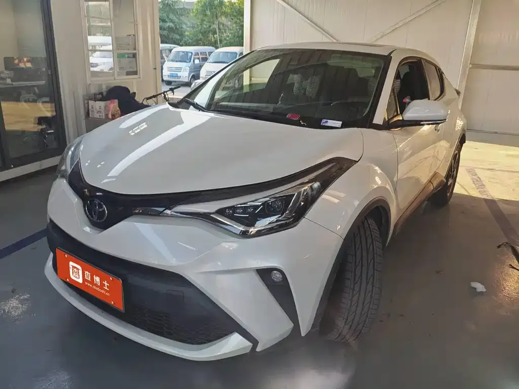 Toyota C-HR 2022 из CN, фото 1