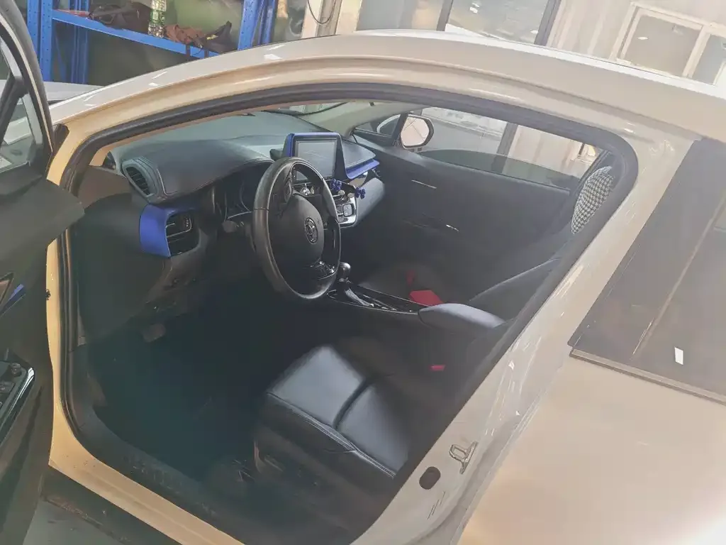 Toyota C-HR 2022 из CN, фото 4
