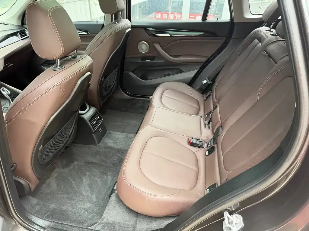 BMW X1 2022 из CN, фото 8