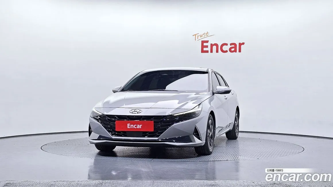 Hyundai AVANTE — фото 3