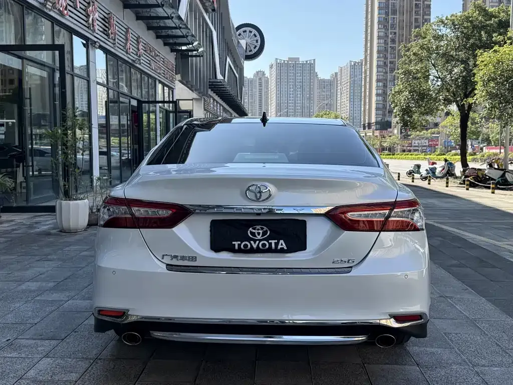 Toyota Camry 2021 из CN, фото 5