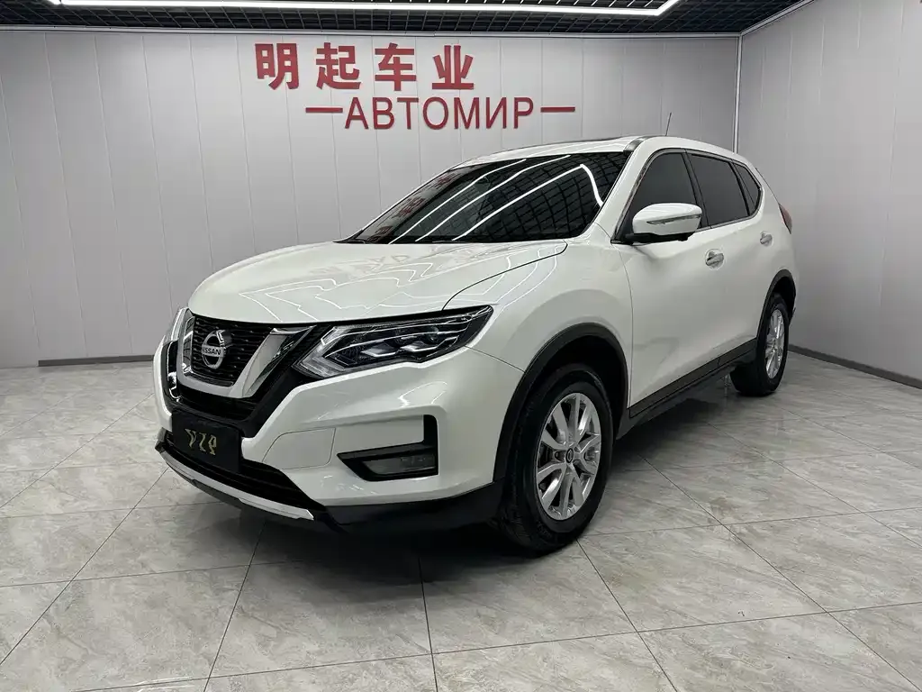 Nissan X-Trail 2023 из CN, фото 1